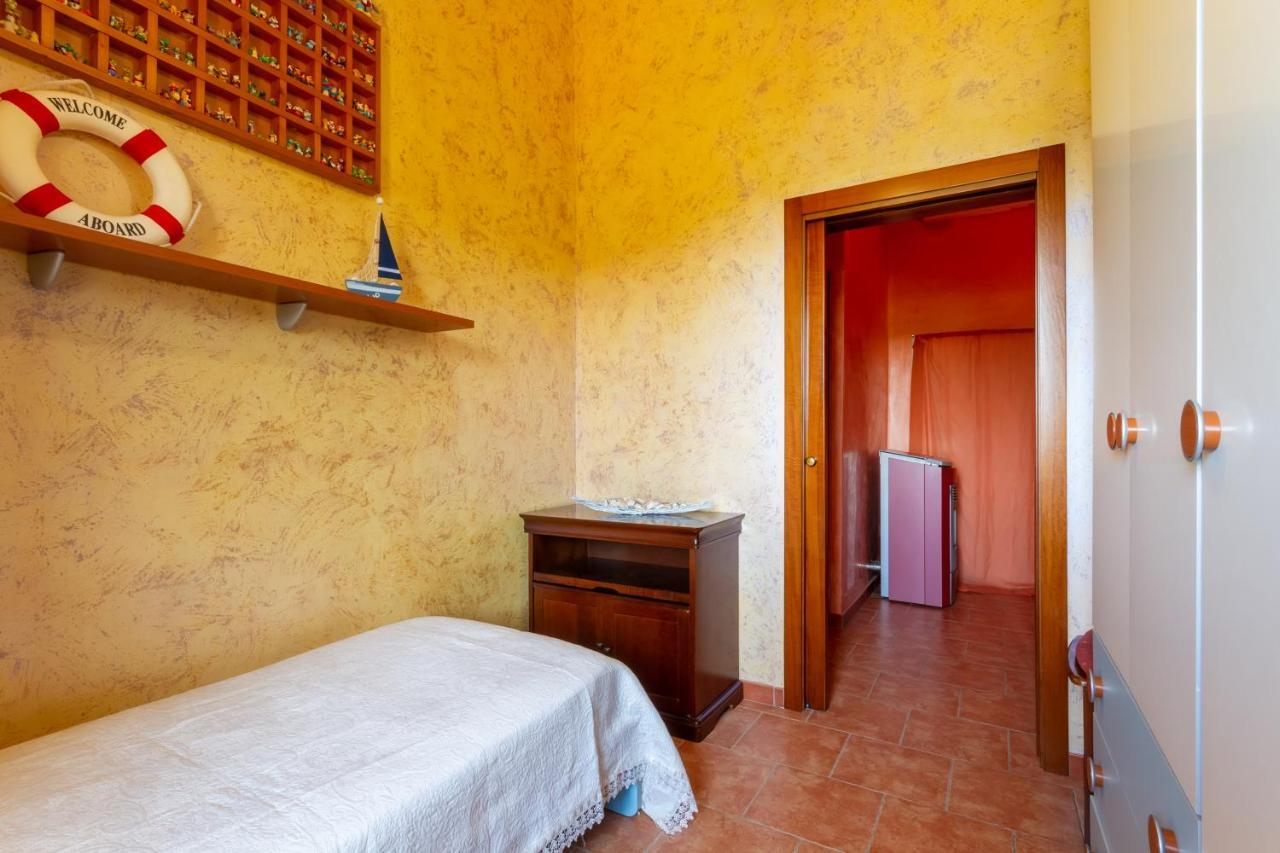 Air-Conditioned Villa In Porto Cesareo With Parking And Bicycles エクステリア 写真