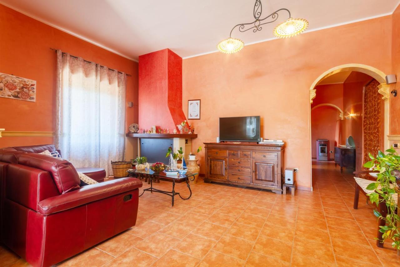 Air-Conditioned Villa In Porto Cesareo With Parking And Bicycles エクステリア 写真