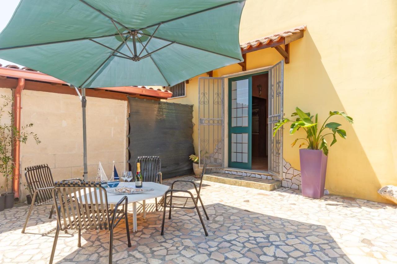 Air-Conditioned Villa In Porto Cesareo With Parking And Bicycles エクステリア 写真